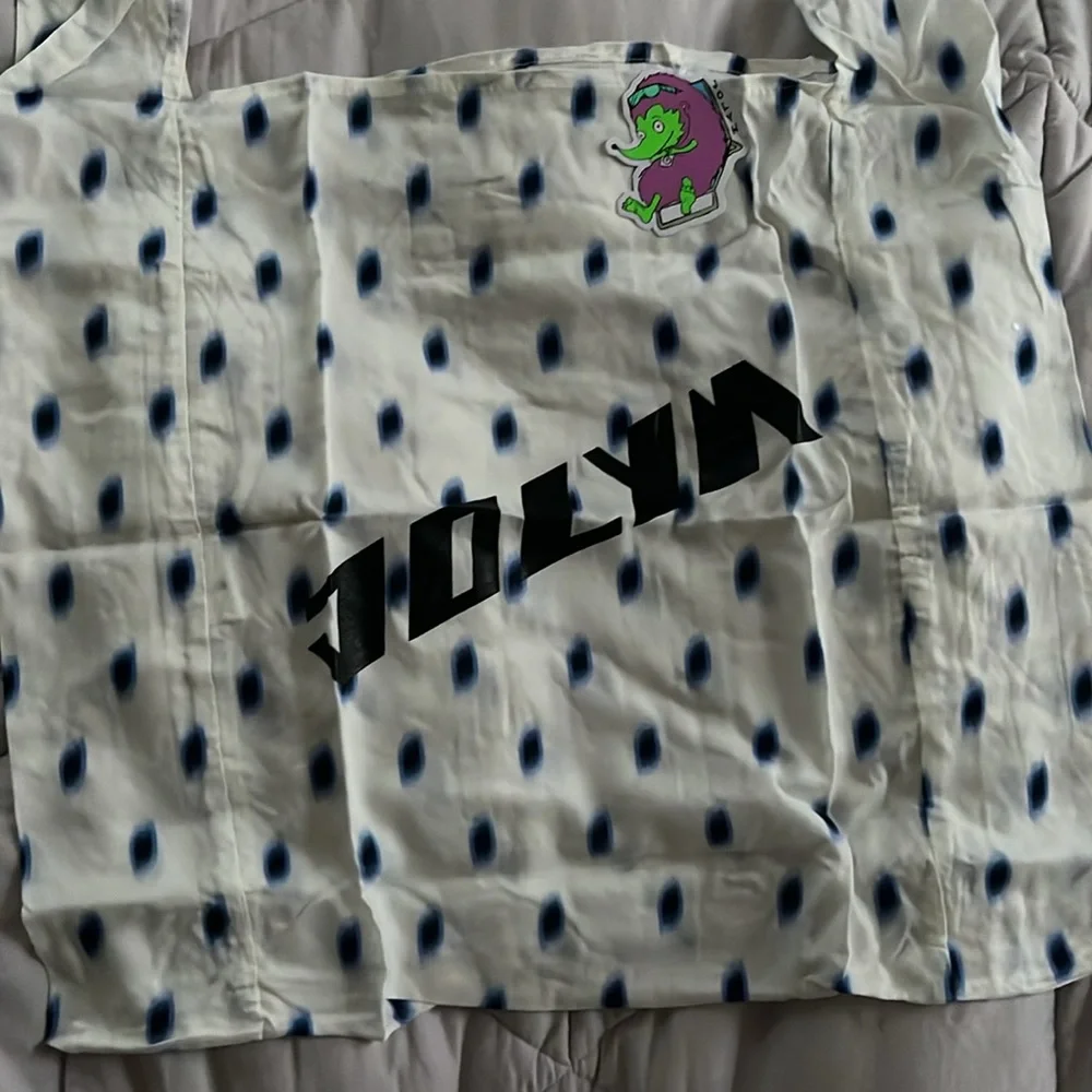 Jolyn Mallyce Tote - Picture 3 of 3